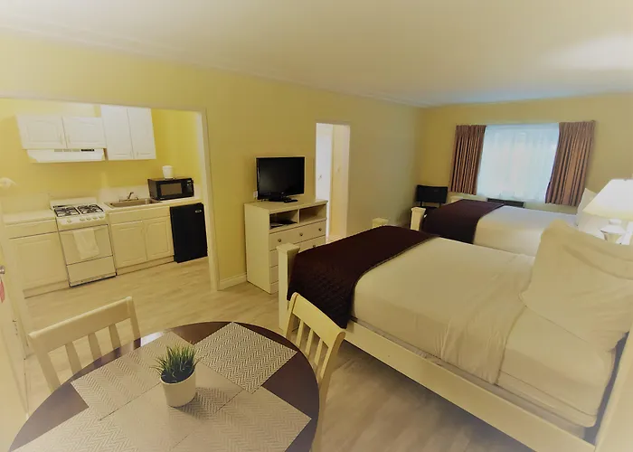 Hollywood Celebrity Hotel